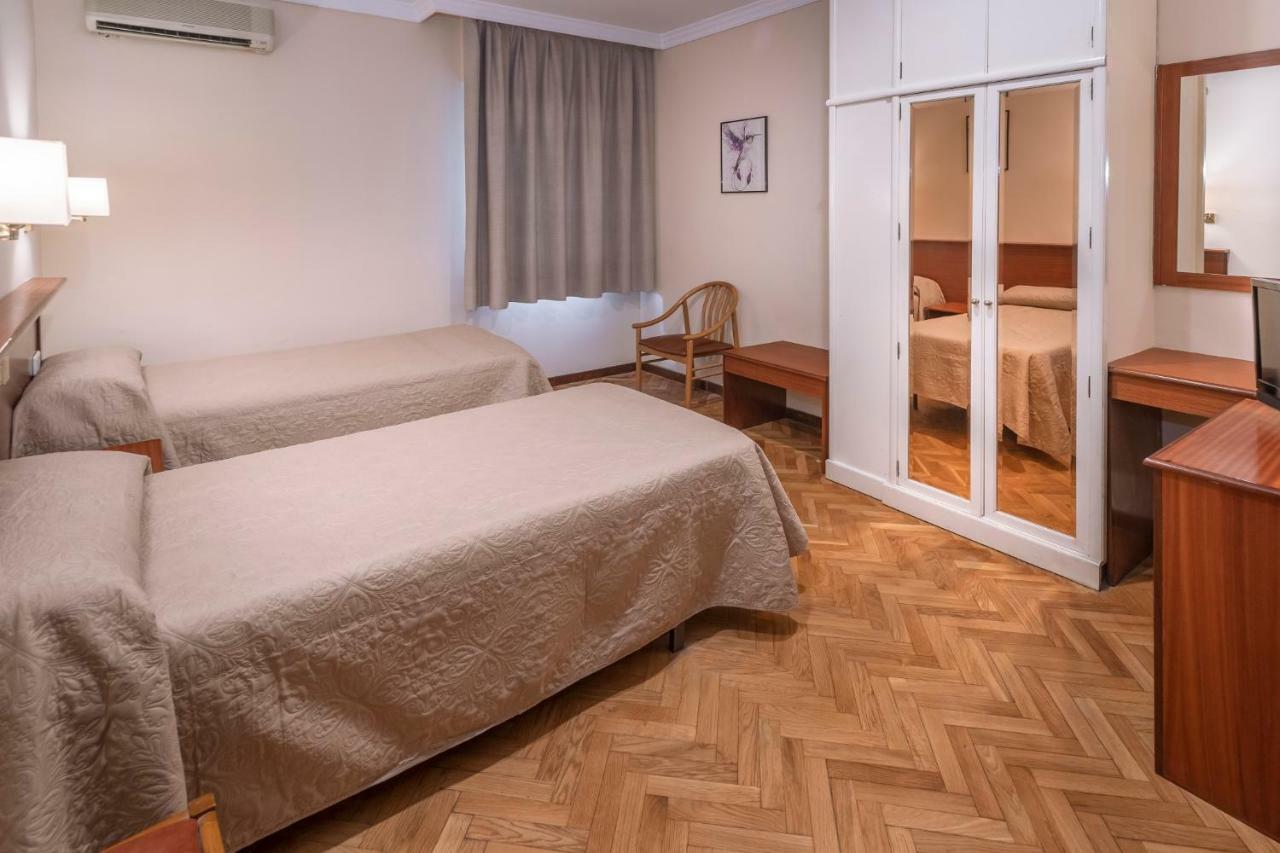 Hotel Niza Salou Exterior photo